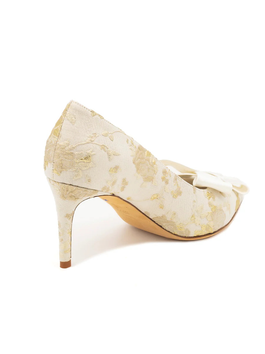 Caitlin Pointed Toe Pump - Image 4
