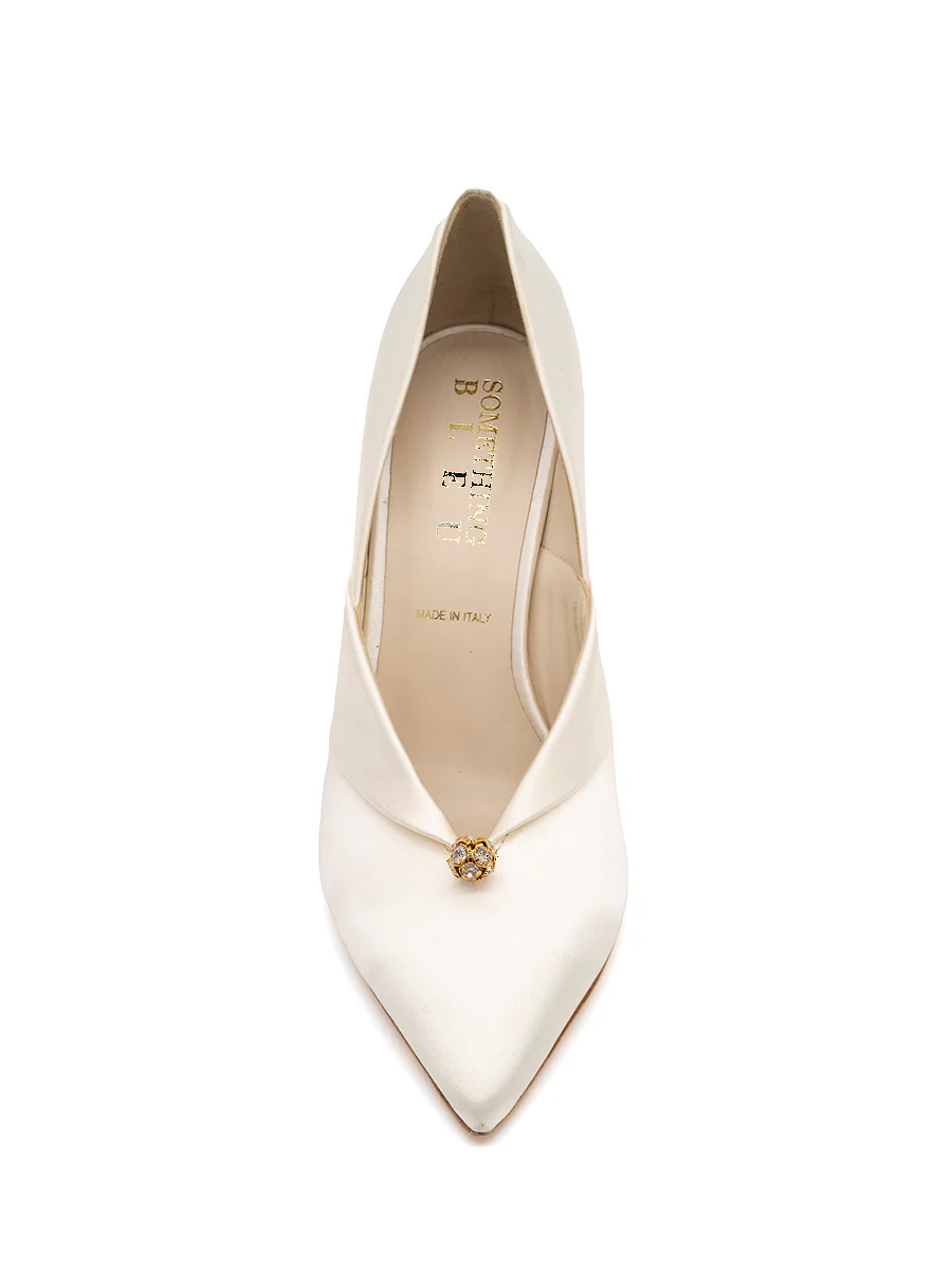 Selah Pointed Toe Pump - Image 4