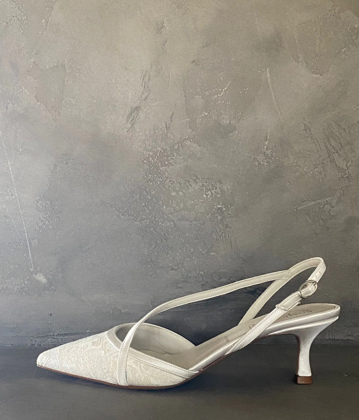 Seveyn Slingback Kitten Heel - Image 6